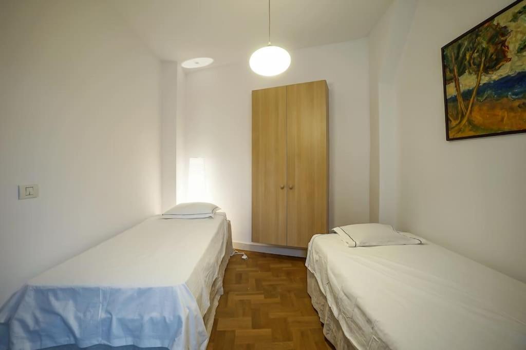 Central Apartment - Nido'S Area Bucharest Luaran gambar